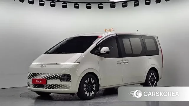 Hyundai Staria 2023 Белый из Кореи