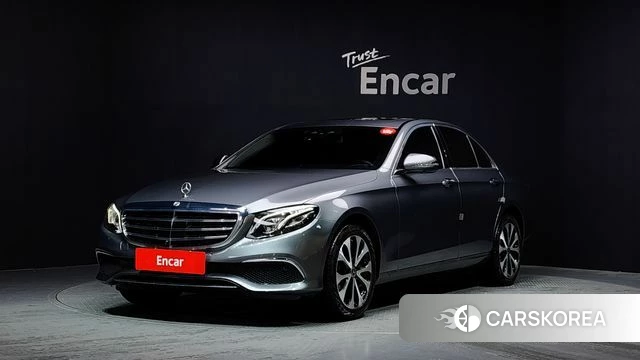 Mercedes-Benz E-Class W213 2020 Серый из Кореи