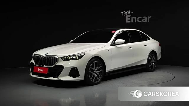 BMW 5 Series (G60) 2025 Белый из Кореи