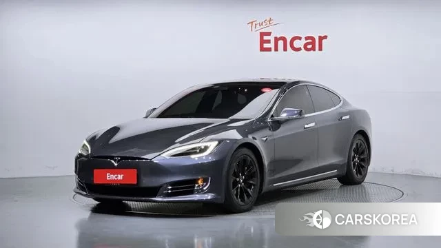 Tesla Model S 2019 Серый из Кореи