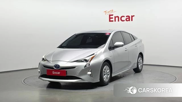Toyota Prius 4th Generation 2018 Серебристо-серый из Кореи