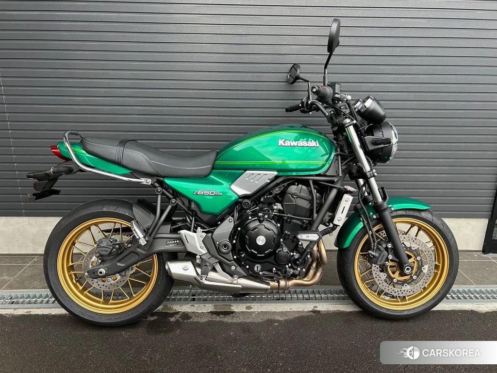 Проданный Kawasaki Z650RS 2023 из Японии, фото 2