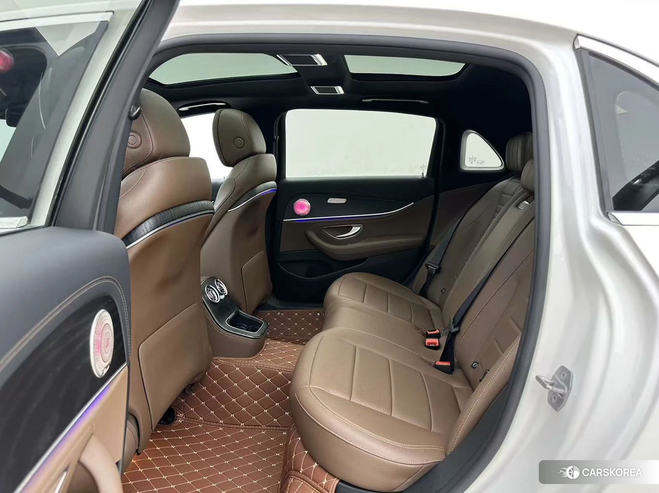 Mercedes-Benz E-class 2020 Белый из Китая