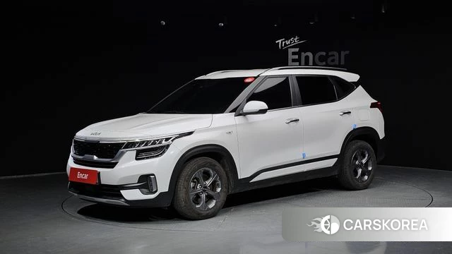 Kia Seltos 2022 Белый из Кореи