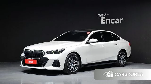 BMW 5 Series (G60) 2025 Белый из Кореи