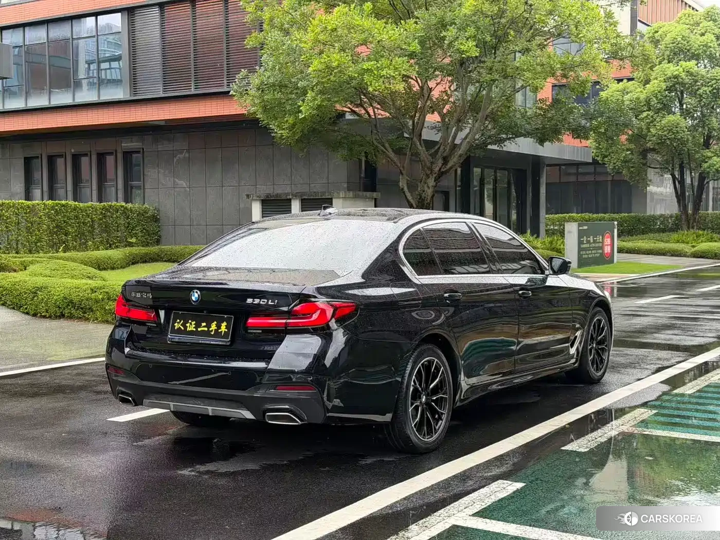 BMW 5 series 2022 Черный из Китая