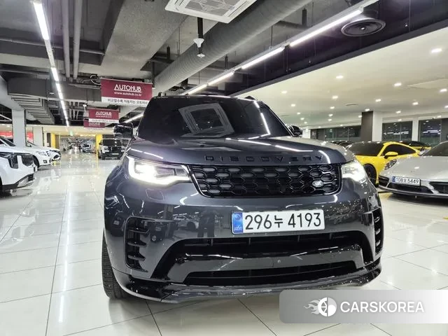 Land Rover Discovery 5 2025 Серый из Кореи