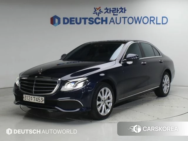 Mercedes-Benz E-Class W213 2019 Синий из Кореи