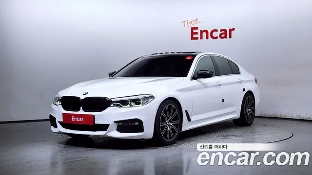 BMW 5 Series (G30) 2018 Белый из Кореи