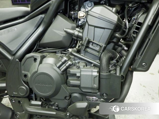 Engine photo