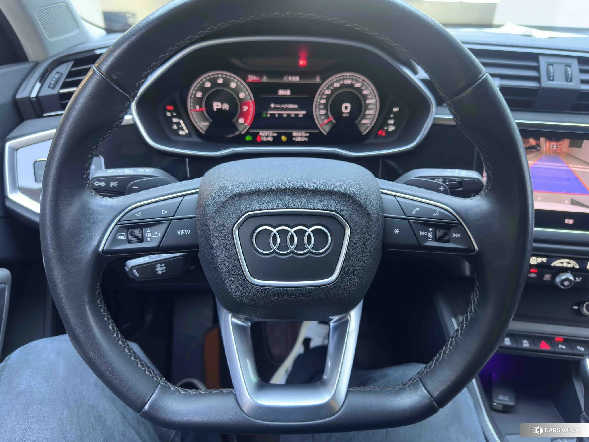 Audi Q3 2021 Белый из Китая