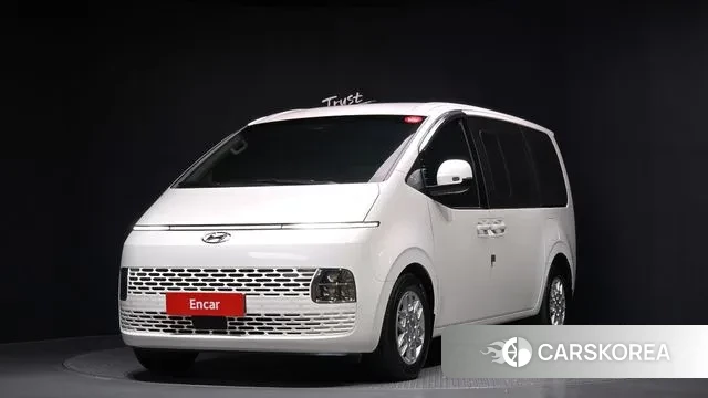 Hyundai Staria 2022 Белый из Кореи