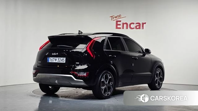 Kia Di Ol Nu Niro 2022 Черный из Кореи