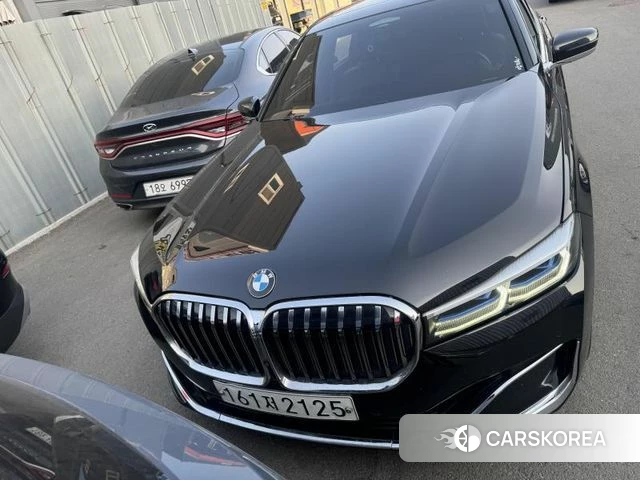 BMW 7 Series (G11) 2019 Черный из Кореи