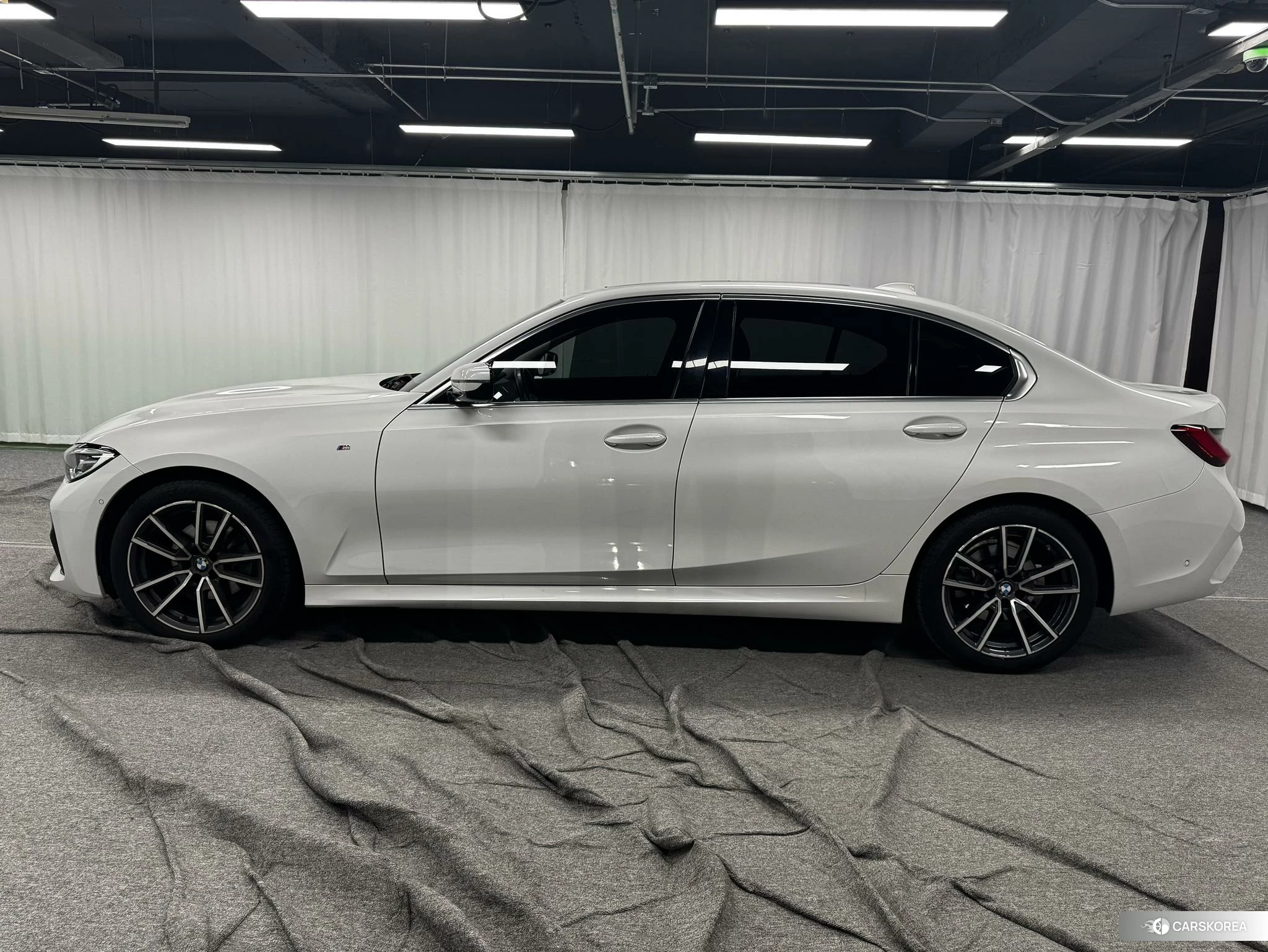 BMW 3 series 2021 Белый из Китая