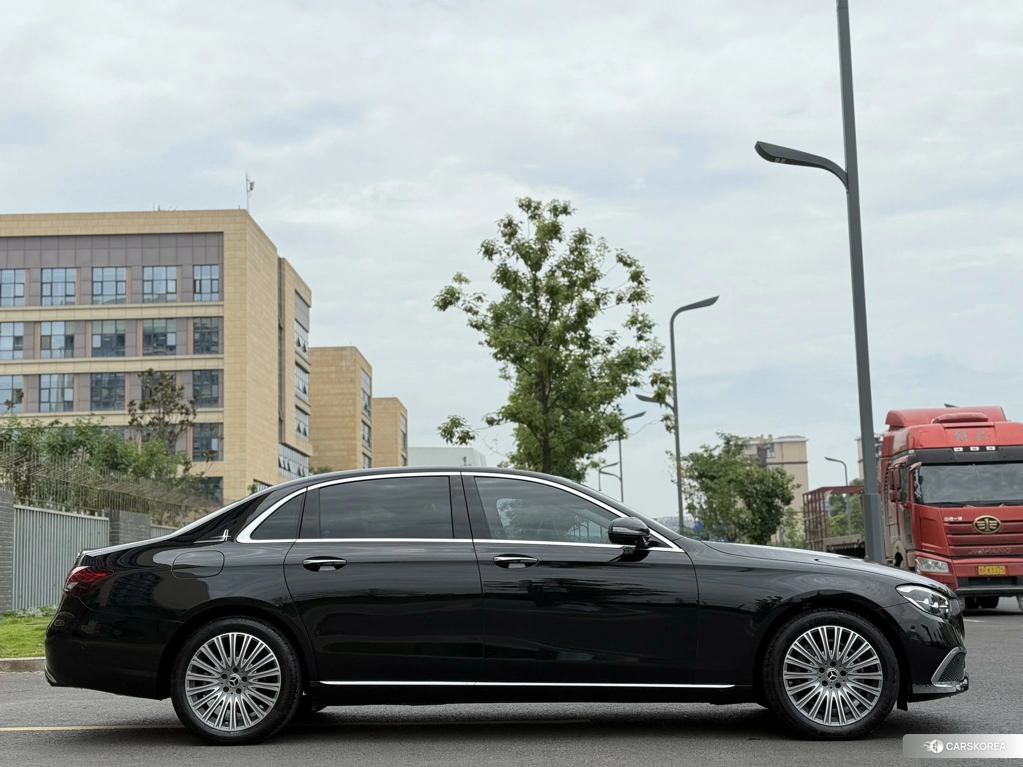 Mercedes-Benz E-class 2021 Черный из Китая