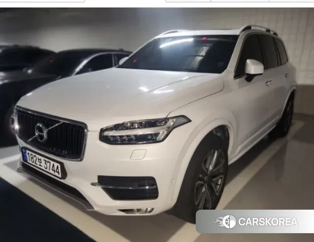 Volvo XC90 second Generation 2019 Белый из Кореи