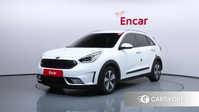 Kia Niro 2018 Белый из Кореи