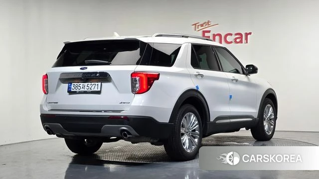 Ford Explorer 6th Generation 2023 Белый из Кореи