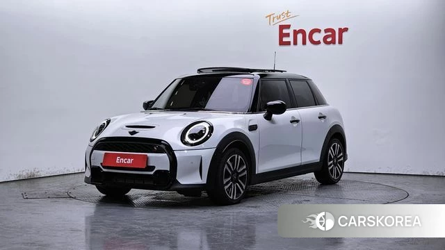 Mini Cooper S 2023 Белый из Кореи