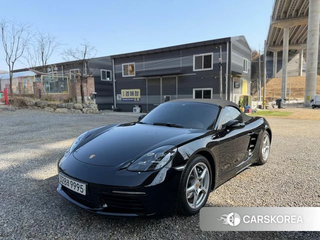 Porsche 718 Boxster 2020 Черный из Кореи