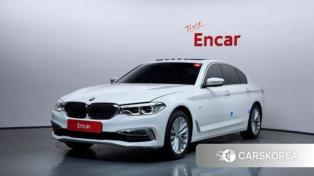 BMW 5 Series (G30) 2018 Белый из Кореи