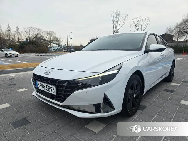 Hyundai Avante (CN7) 2022 Белый из Кореи