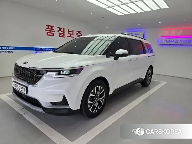 Kia Carnival 4th generation 2021 Белый из Кореи