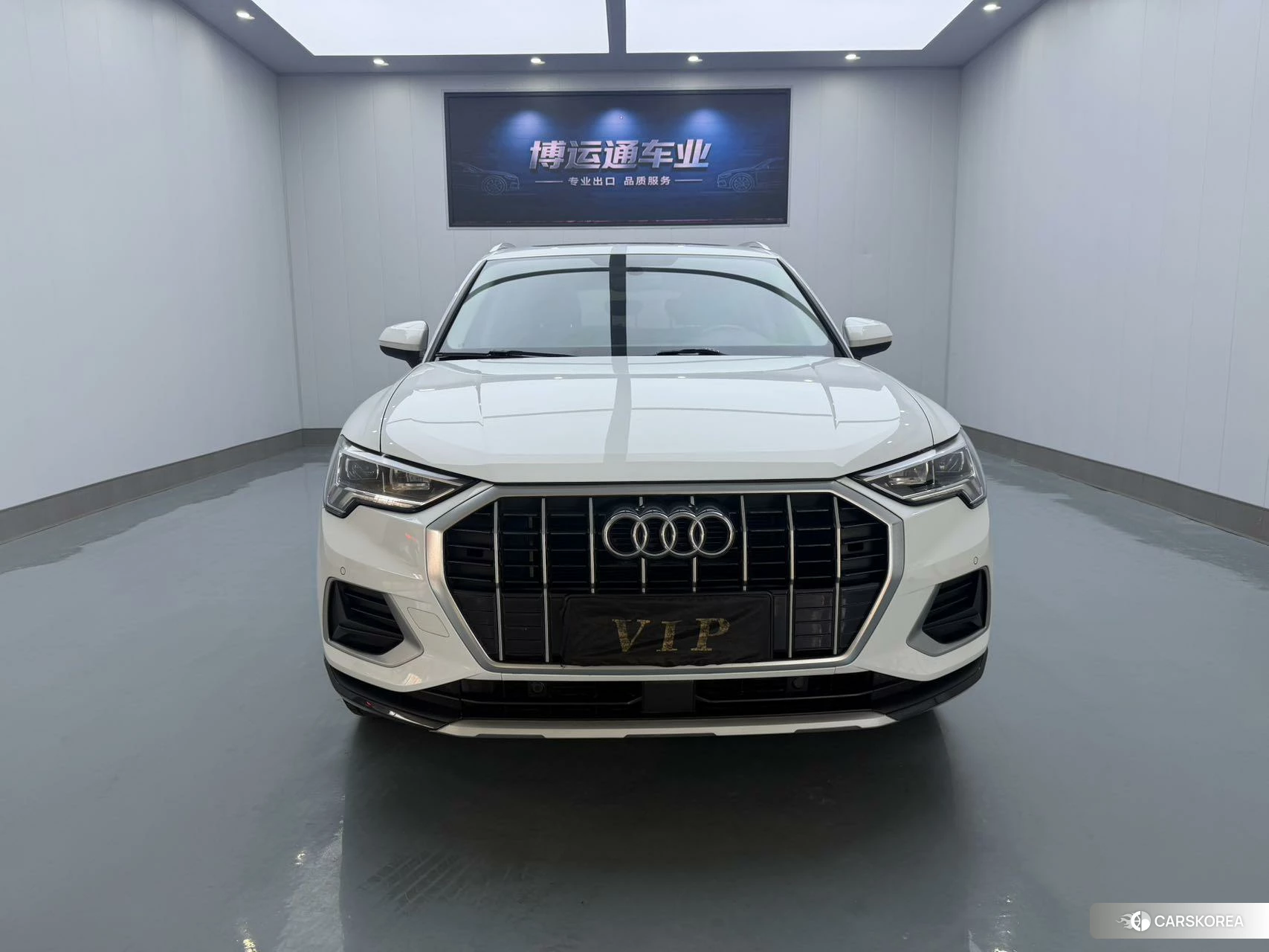 Audi Q3 2020 Белый из Китая