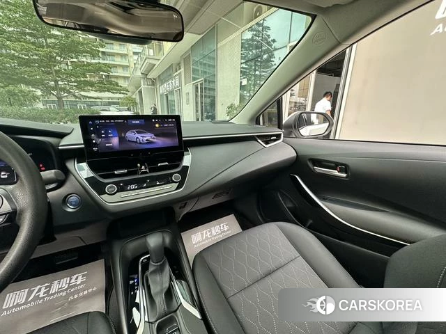 Toyota Corolla 2024 Белый из Китая