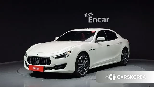 Maserati Ghibli 2022 Белый из Кореи