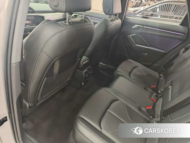 Audi Q3 2024 Белый из Китая