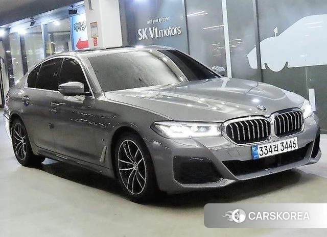 BMW 5 Series (G30) 2022 Серый из Кореи