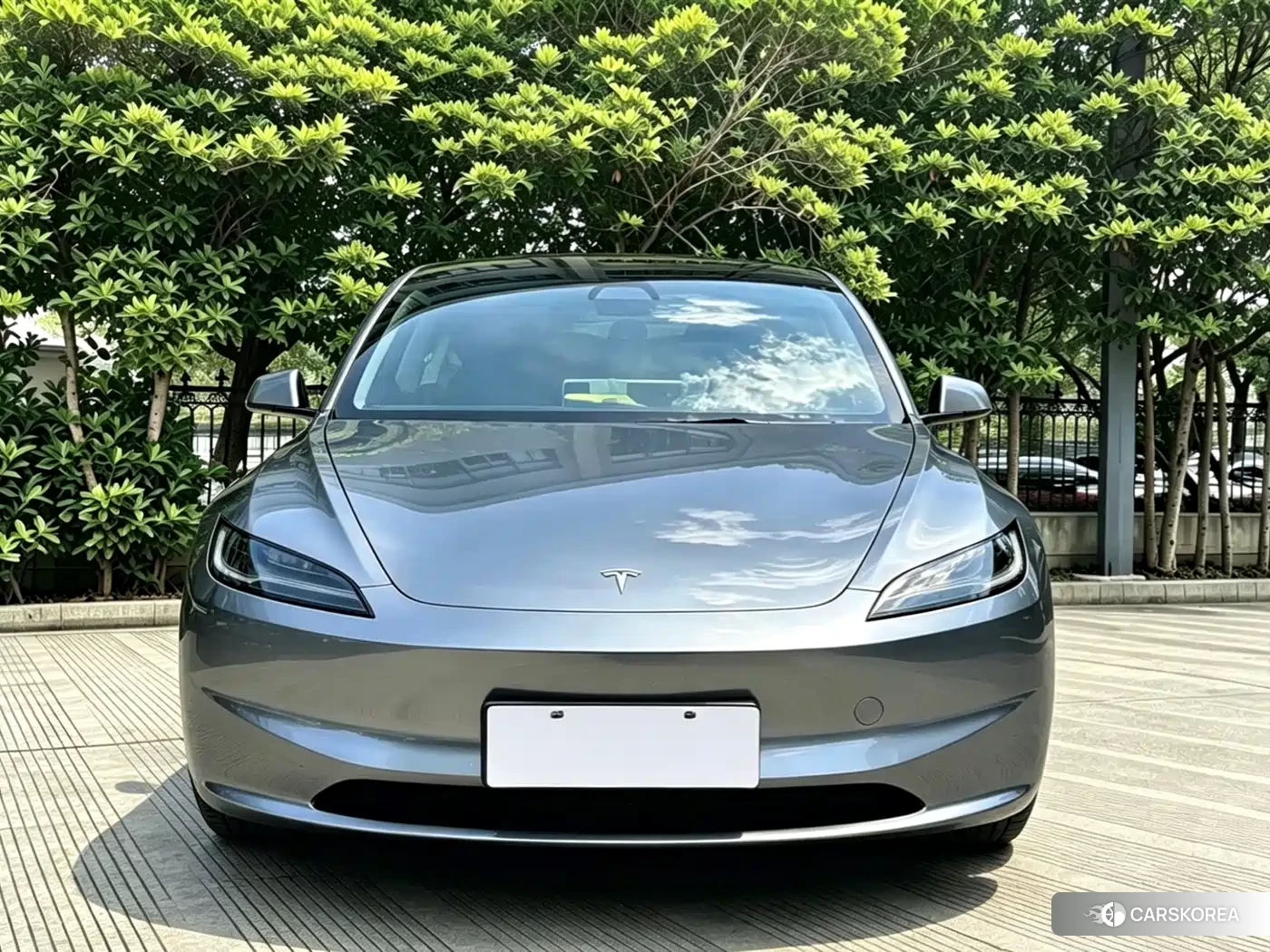 Tesla Model 3 2025 Silver/gray из Китая