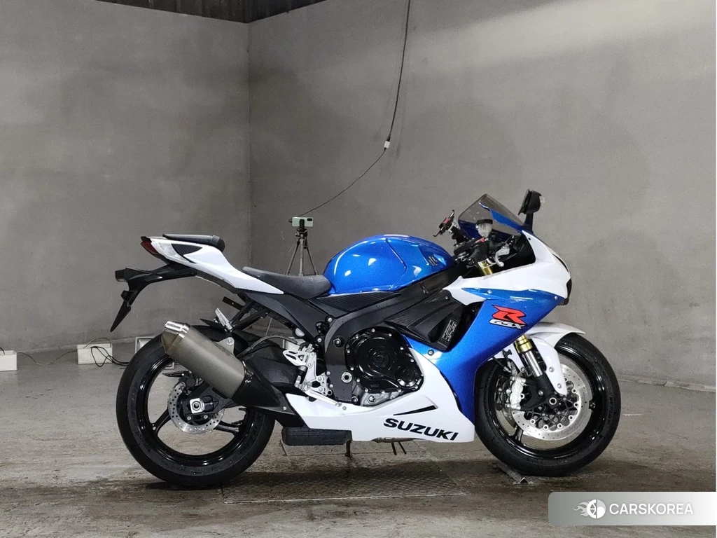 Проданный Suzuki GSX-R750 2014 из Японии