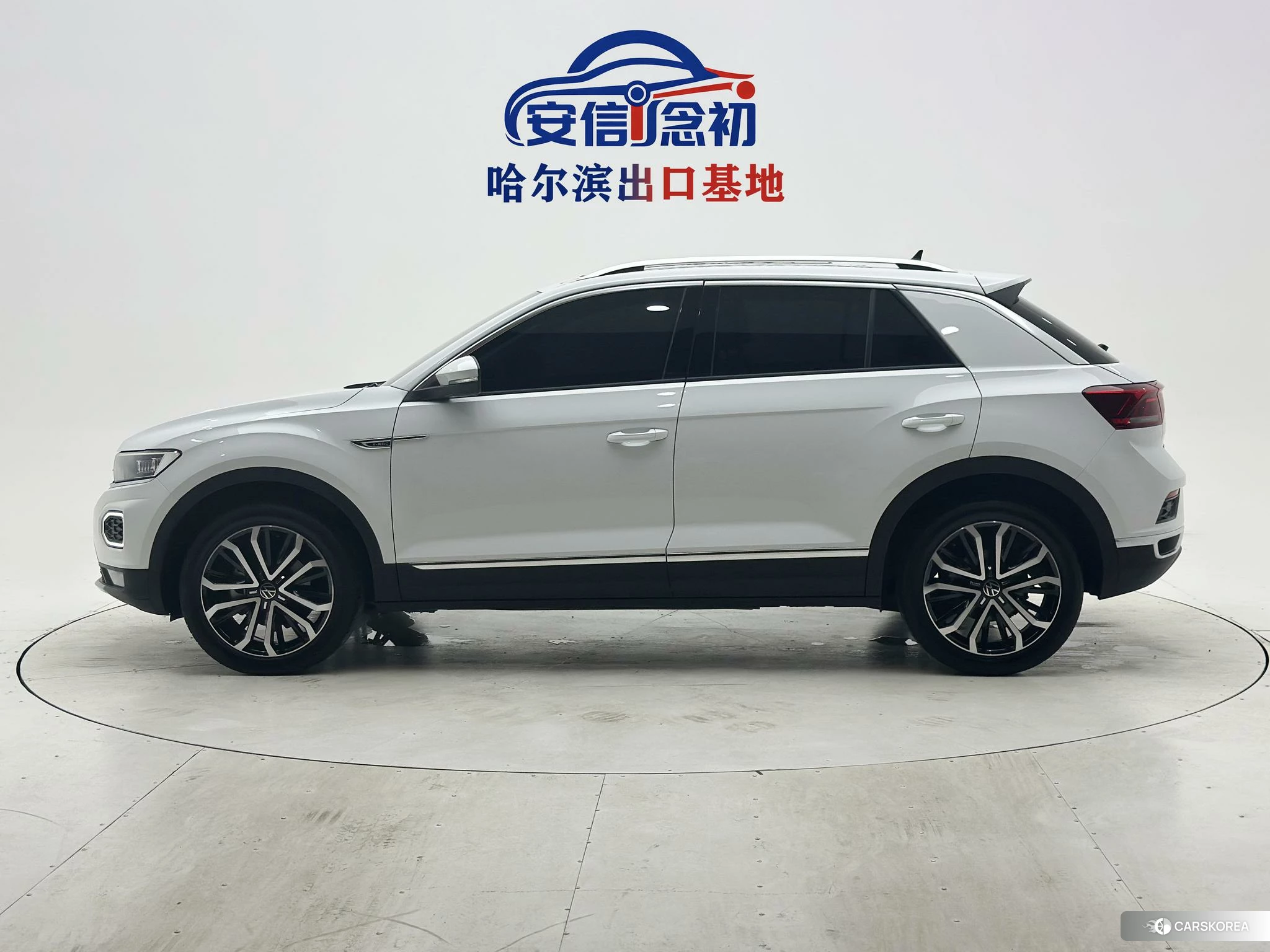 Volkswagen T-Roc 2021 Белый из Китая