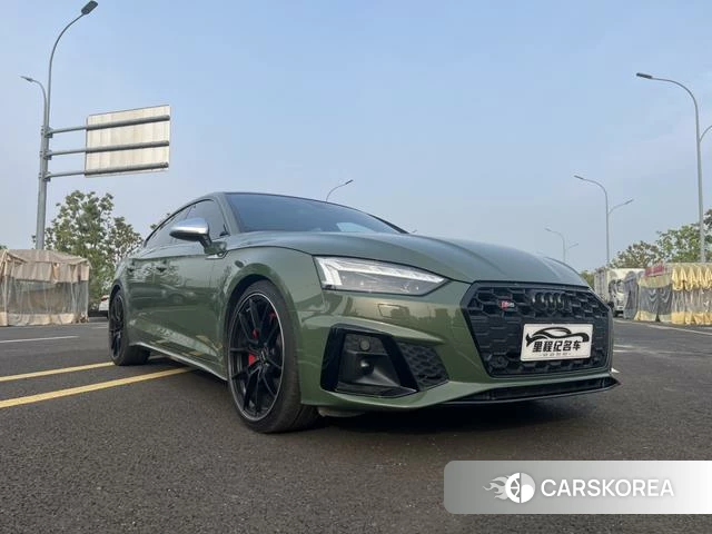 Audi S5 2021 Другой из Китая