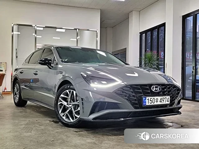 Hyundai Sonata (DN8) 2021 Серебристо-серый из Кореи