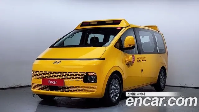 Hyundai Staria 2022 Желтый из Кореи