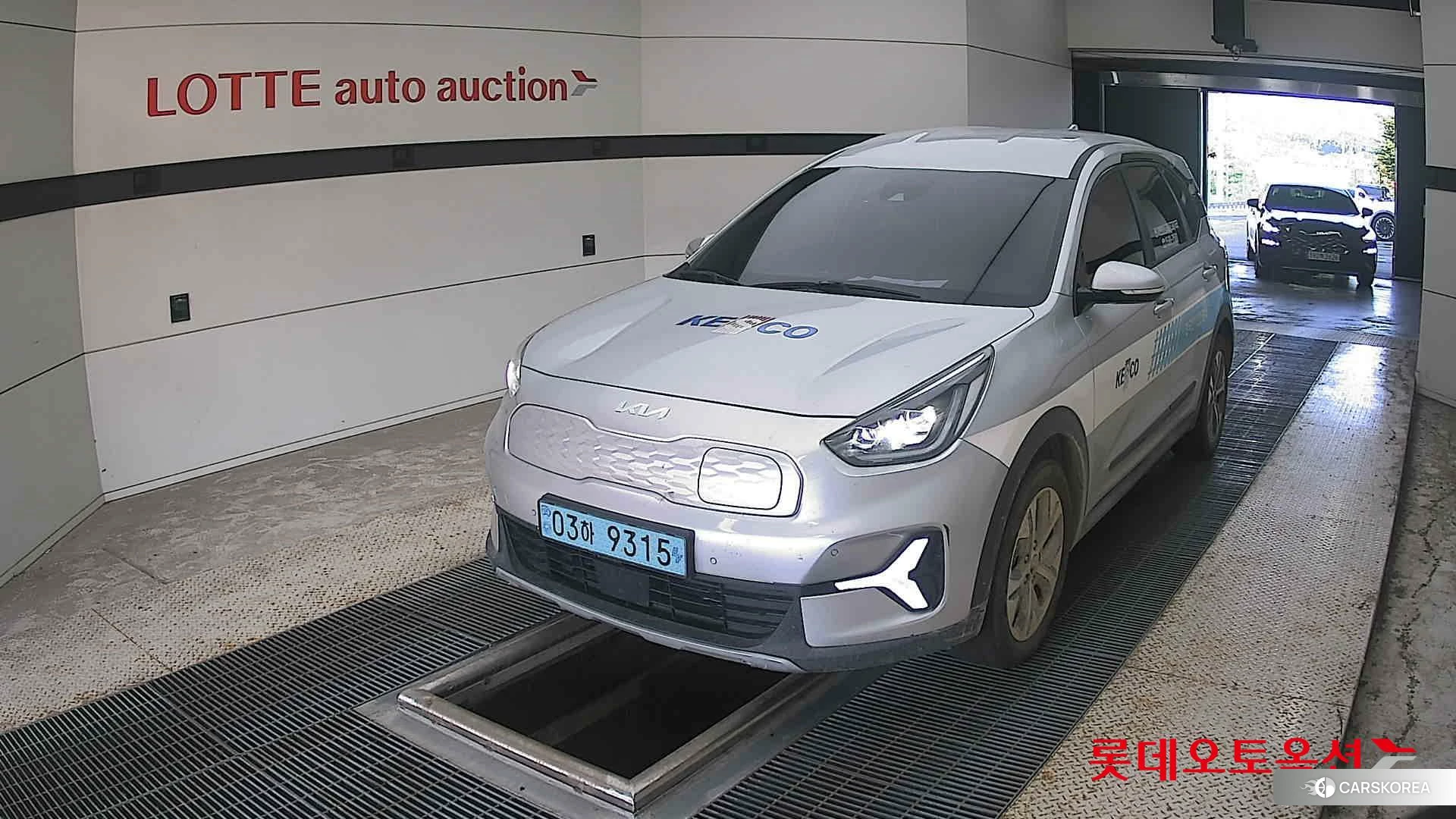 Kia Niro Plus 2023 Sparkling Silver из Кореи