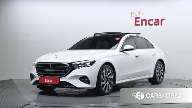 Mercedes-Benz E-Class W214 2026 Белый из Кореи