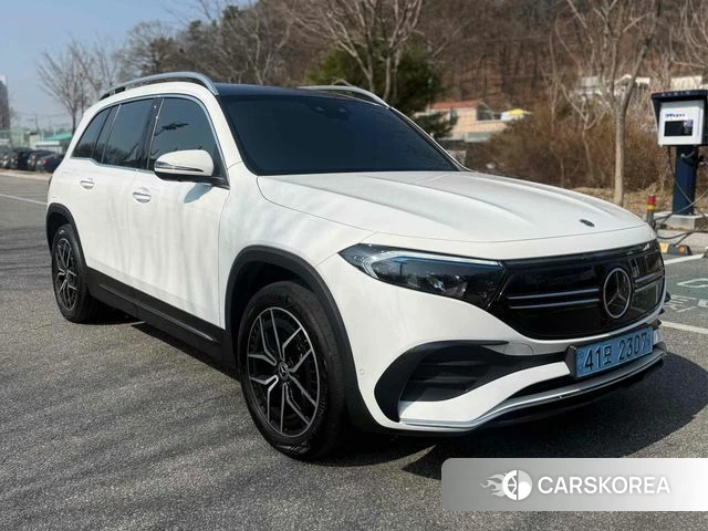 Mercedes-Benz EQB X243 2023 Белый из Кореи