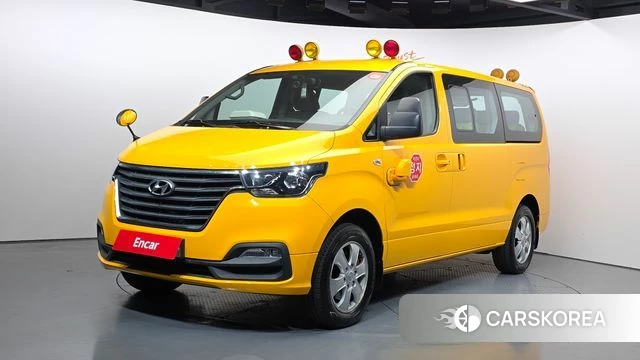 Hyundai The New Grand Starex 2018 Желтый из Кореи