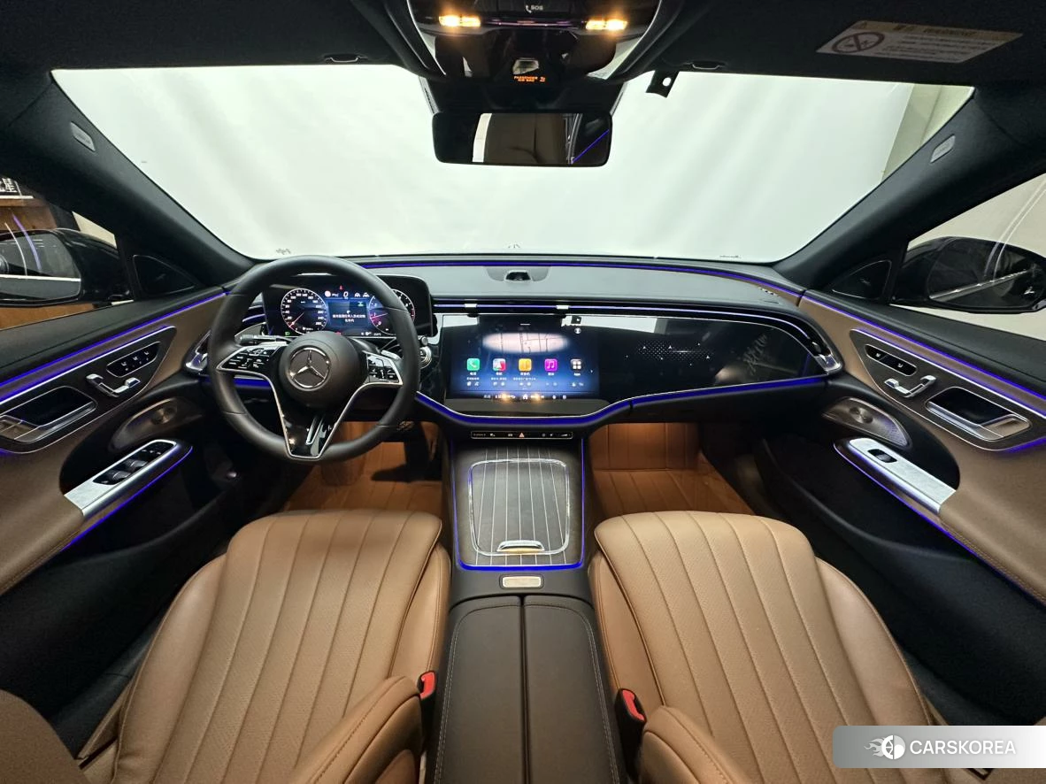 Mercedes-Benz E-class 2023 Зеленый из Китая