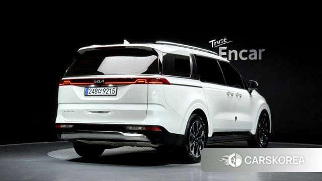 Kia Carnival 4th generation 2022 Белый из Кореи