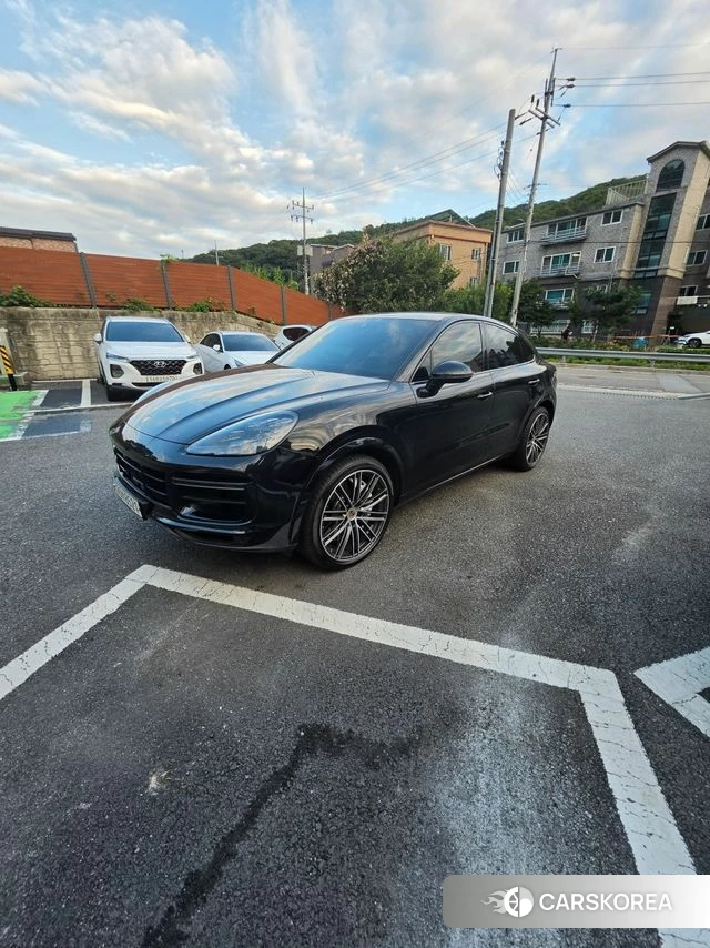 Porsche Cayenne (PO536) 2020 Черный из Кореи