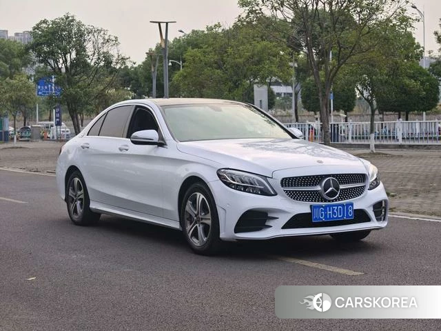 Mercedes-Benz Class C 2021 Белый из Китая