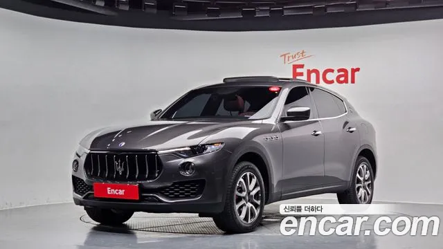 Maserati Levante 2019 Серый из Кореи