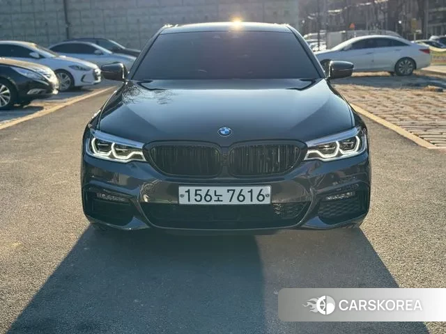 BMW 5 Series (G30) 2020 Серый из Кореи