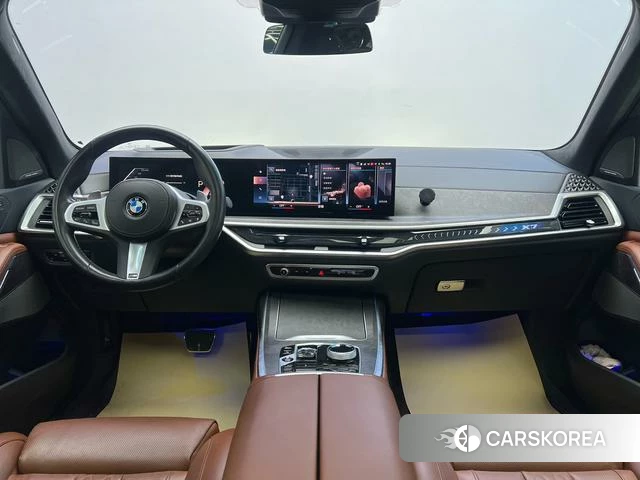 BMW X7 2023 Черный из Китая